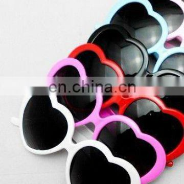 2013 fashion hottest red heart Sunglasses