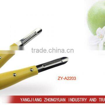 stainless steel vegetable potato peeler with plastic handle