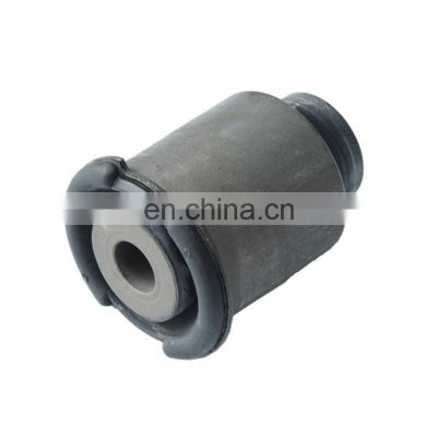 Guangzhou auto parts supplier LR051585 TD936W RBX500311 Front Lower Control Arm Bushing  for LAND ROVER DISCOVERY 3 /4