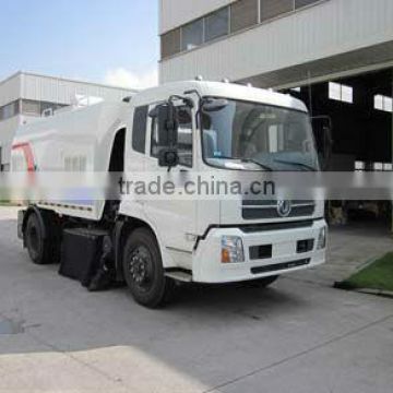 Dongfeng 4x2 tractor sweeper truck