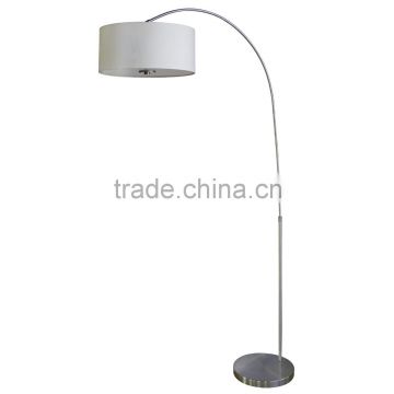 Floor lamp(Lampadaire/Una lampara) in satin steel finish with 16" belvedere cream fabric lamp shade