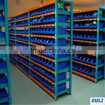 Medium-duty racking in stacking racks and shelves