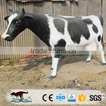 Simulation life size cow statue