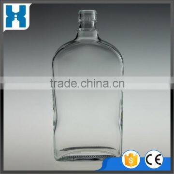 FLAT CLEAR GLASS LIQUOR BOTTLE 700ML