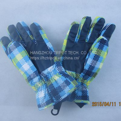 High Quality Polyester Autumn winter Gloves Waterproof Warm Outdoor Touchscreen Full Finger Gloves