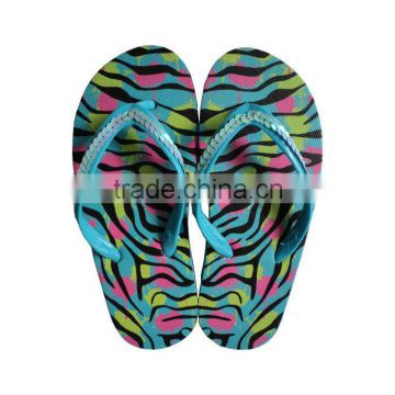 2013 new well sale cheap women's flip flops with Leopard printing insole and paillette upper (HG13009