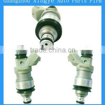 TOYOTA Fuel Injector OEM#: 23250-62030