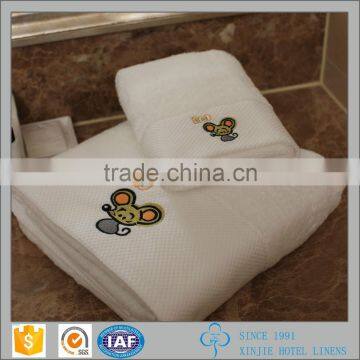 Factory supply 100% cotton dobby style white towels