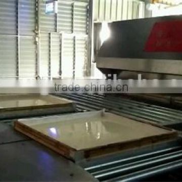 Thermal radiant type wide hearth tunnel oven for cake