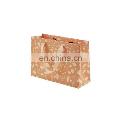 Custom handles design high quality packing paper gift bags wholesale