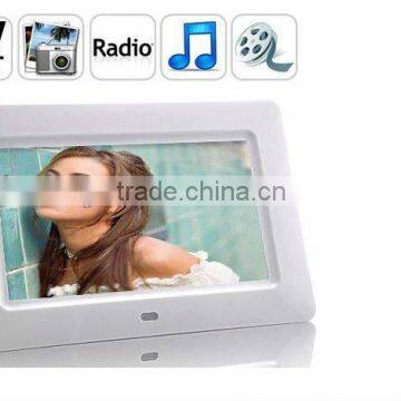 7 inh digital picture frame with full function ang good quality
