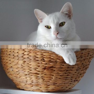 Water hyacinth cat bed/ wicker pet beds/ one cat beds/ one dog beds/ natural wicker pet beds/ round wicker basket