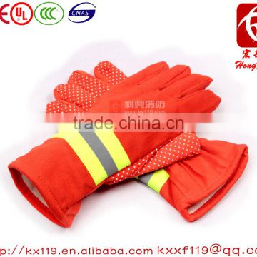 2014 New Design 97 type Fire retardant fabrics green and orange color fire resistant gloves