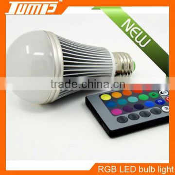 2014 Good quality E27 7W color changing light RGB with remote control