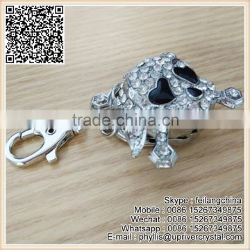 Crystal Skull Key Ring Black Heart-Shaped Gemstone Eyes Keychain