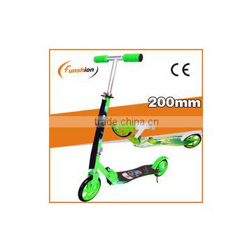 Short time delivery adult kickscooter with carry strap