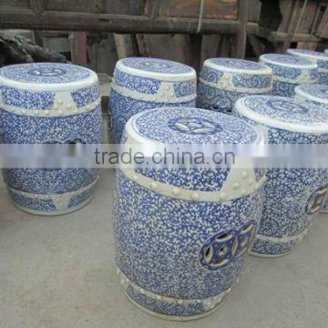 Chinese antique gardon blue and white procelain stool