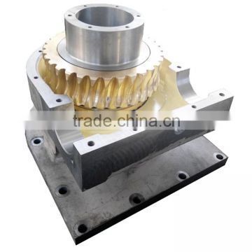 Casting worm gear boxes extruder