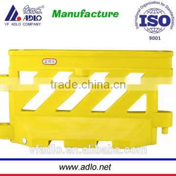 Durable Water filled Plastic Road Safety Barrier/plastic traffic road divider