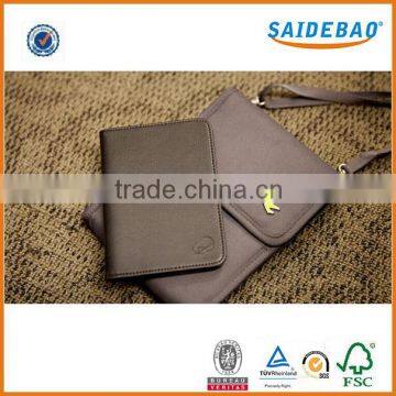 High-quality portable leather passport holder with custom Customized Logo, Simple style passport cover