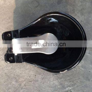 Automatic cast iron livestock water bowl