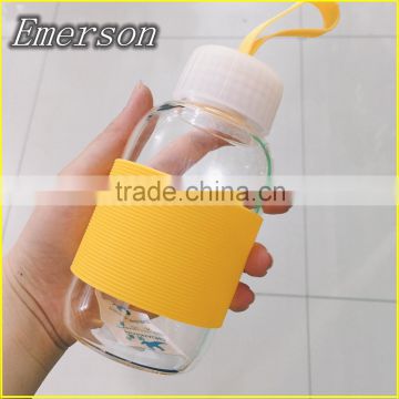 Yellow silicone cover portable glass seal coffee bottle NEW Design fashionable glass seal coffee bottle