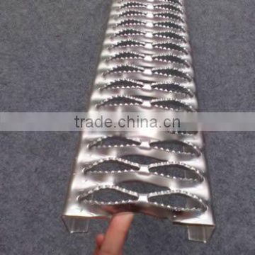 traction treads safety grating manufacturer