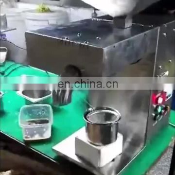 New type cold pressing fresh coconut screw oil press machine