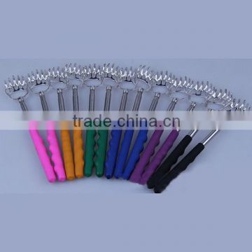 wholesale Retractable Back Scratcher with Bear Claw, back massager, Different colors grip handle extended back scratcher