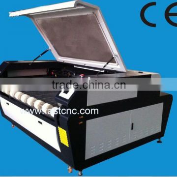 China CO2 Auto feeding laser cutting machine for Leather clothing industry