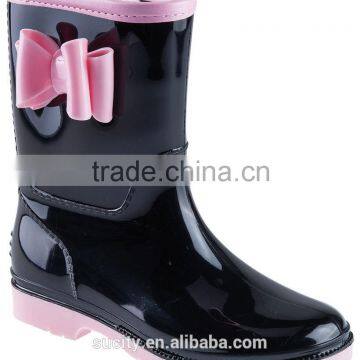 black half pvc rain boot with pink bow