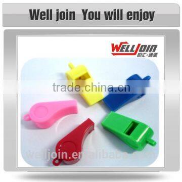Outdoor Sports Cheering Plastic Whistle