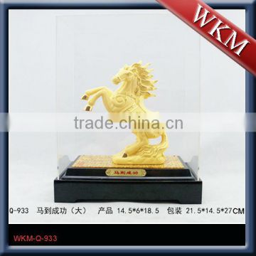 2014 horse chinese new year gift of golden horse sculpture