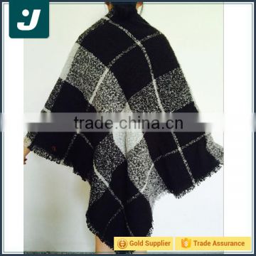 Factory supply cheap whinter women grid shawl scarf