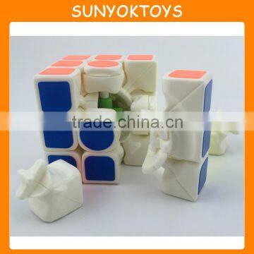 YuMo QingHong Newest Design Cost-effective Professional Speed Magic Cube