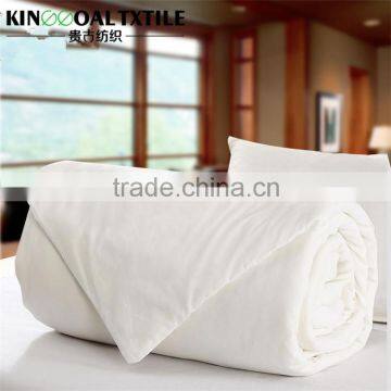 China Supply Soft And Breathable Winter Silk Quilts King/Queen Size