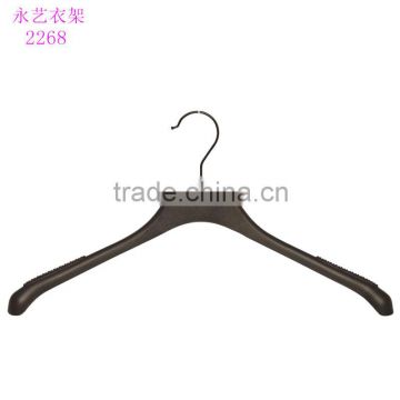 2016 New style High Quality Thin T-shirt Plastic Hanger For Sale