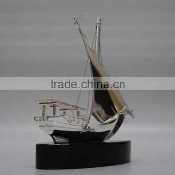Noble Customized Made Islamic Ramadan Gift Crystal Arab Dhow With Logo and Text Engraved Free