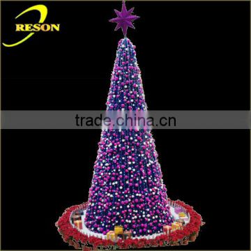 Professional design Christmas tree ornament