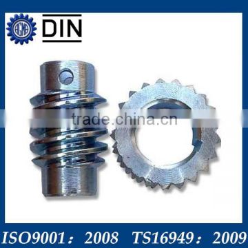 worm gears on agricultural machine