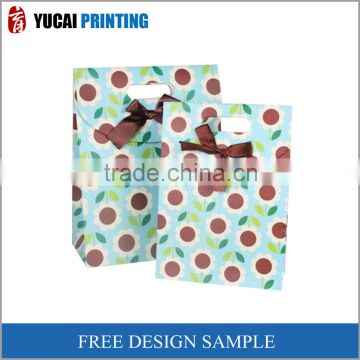 paper gift bag green bag with creative point