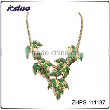 2016 new fashion design Personalized Maple necklace