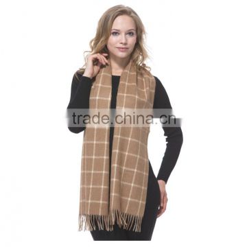Thick grid camel scarf