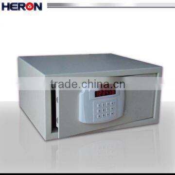 with opening driven MTF-RM-2042 Hotel laptop safe