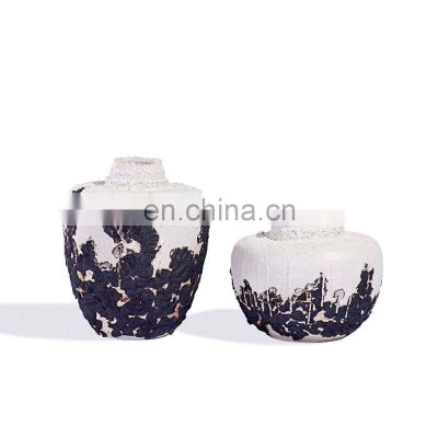 Wholesale Modern Hand Make Wabi Sabi Style Art Unique Desigh Porcelain Vase