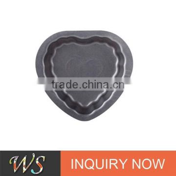 carbon steel heart-shaped non-stick cake pan