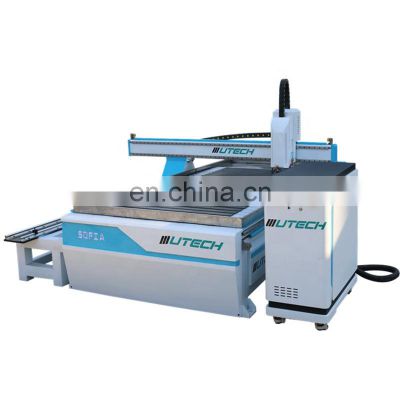China 3 Axis Mach 3 DSP Wei Hong Furniture Advertising CNC Router 1325 for Wood MDF Mill CNC