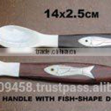 fish-shape with wooden handle spoon