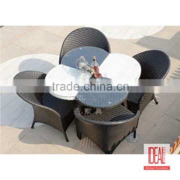 Outdoor wicker dining table chairs Ratten & aluminum furntiure