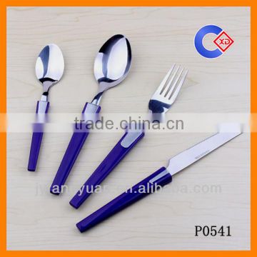 Cutlery Set With Plastic Handle